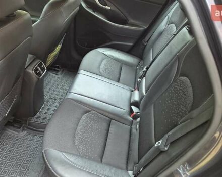 Серый Хендай i30, объемом двигателя 1.35 л и пробегом 124 тыс. км за 14500 $, фото 12 на Automoto.ua