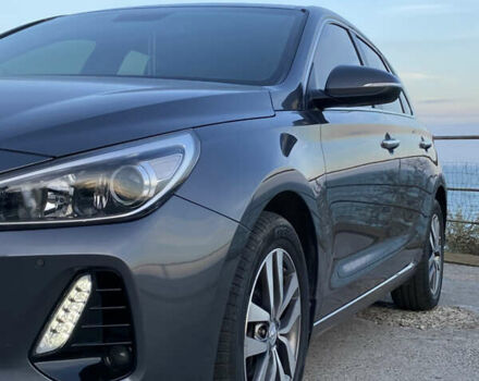 Серый Хендай i30, объемом двигателя 1.59 л и пробегом 27 тыс. км за 15900 $, фото 3 на Automoto.ua