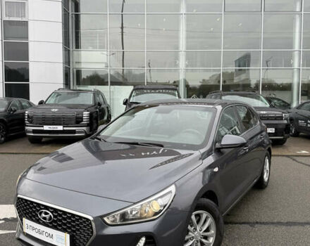 Серый Хендай i30, объемом двигателя 1.59 л и пробегом 196 тыс. км за 13700 $, фото 3 на Automoto.ua
