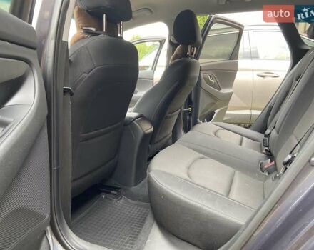 Серый Хендай i30, объемом двигателя 1.37 л и пробегом 83 тыс. км за 12500 $, фото 7 на Automoto.ua