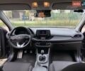 Серый Хендай i30, объемом двигателя 1.37 л и пробегом 83 тыс. км за 12500 $, фото 5 на Automoto.ua