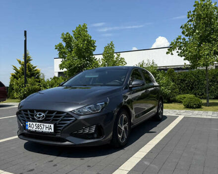 Серый Хендай i30, объемом двигателя 1.5 л и пробегом 32 тыс. км за 17500 $, фото 3 на Automoto.ua