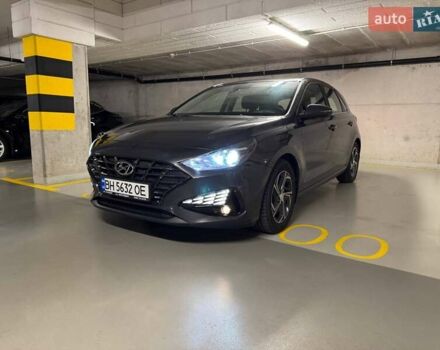 Серый Хендай i30, объемом двигателя 1.5 л и пробегом 41 тыс. км за 19500 $, фото 4 на Automoto.ua