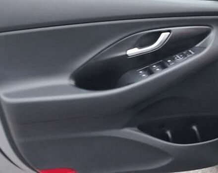 Серый Хендай i30, объемом двигателя 1.5 л и пробегом 50 тыс. км за 15700 $, фото 17 на Automoto.ua