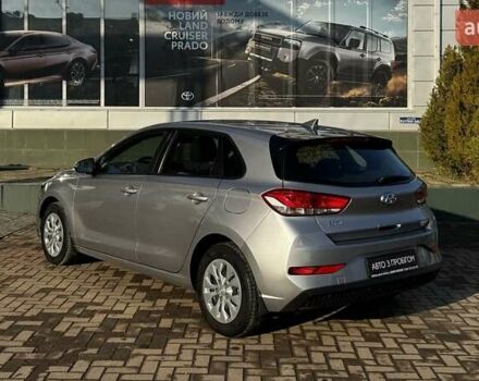 Серый Хендай i30, объемом двигателя 1.5 л и пробегом 76 тыс. км за 17017 $, фото 6 на Automoto.ua