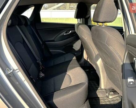 Серый Хендай i30, объемом двигателя 1.5 л и пробегом 76 тыс. км за 17017 $, фото 10 на Automoto.ua