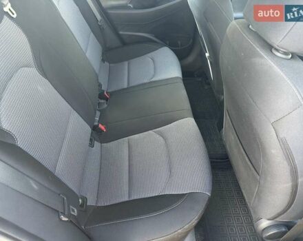 Сірий Хендай i30, об'ємом двигуна 1.5 л та пробігом 18 тис. км за 16200 $, фото 11 на Automoto.ua