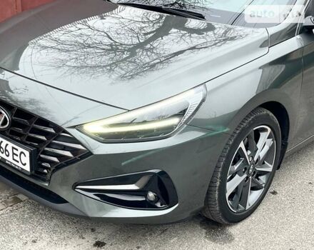 Сірий Хендай i30, об'ємом двигуна 1.5 л та пробігом 74 тис. км за 18500 $, фото 1 на Automoto.ua