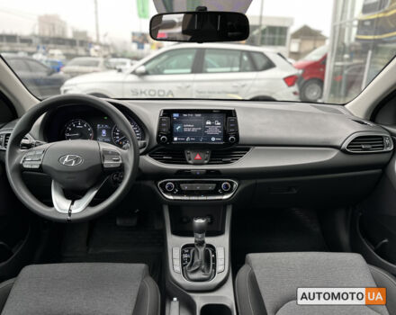 Серый Хендай i30, объемом двигателя 1.5 л и пробегом 50 тыс. км за 16800 $, фото 11 на Automoto.ua