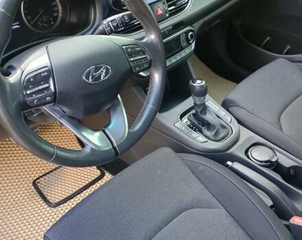 Серый Хендай i30, объемом двигателя 1.5 л и пробегом 81 тыс. км за 16500 $, фото 10 на Automoto.ua
