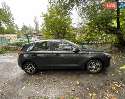 Серый Хендай i30, объемом двигателя 1.5 л и пробегом 43 тыс. км за 17100 $, фото 6 на Automoto.ua