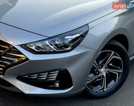Серый Хендай i30, объемом двигателя 1.5 л и пробегом 27 тыс. км за 17800 $, фото 8 на Automoto.ua