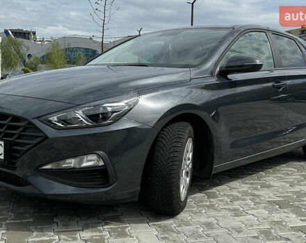 Сірий Хендай i30, об'ємом двигуна 1.5 л та пробігом 10 тис. км за 18300 $, фото 20 на Automoto.ua