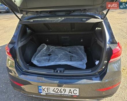 Серый Хендай i30, объемом двигателя 1.5 л и пробегом 14 тыс. км за 21100 $, фото 8 на Automoto.ua