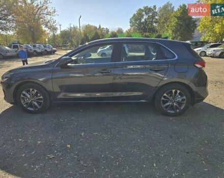 Серый Хендай i30, объемом двигателя 1.5 л и пробегом 14 тыс. км за 21100 $, фото 3 на Automoto.ua