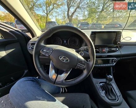 Серый Хендай i30, объемом двигателя 1.5 л и пробегом 14 тыс. км за 21100 $, фото 12 на Automoto.ua
