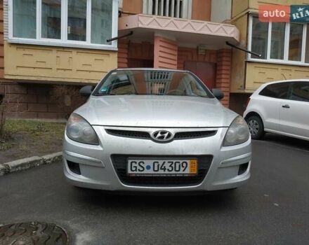 Серый Хендай i30, объемом двигателя 1.4 л и пробегом 167 тыс. км за 6300 $, фото 6 на Automoto.ua