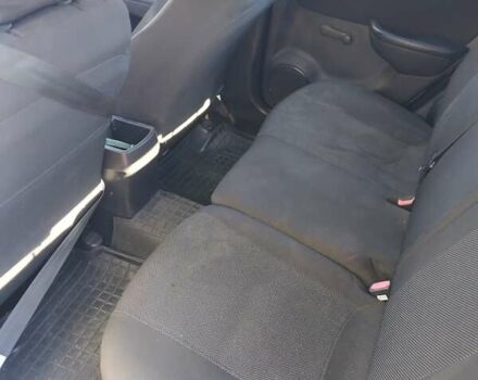 Серый Хендай i30, объемом двигателя 1.4 л и пробегом 167 тыс. км за 6300 $, фото 7 на Automoto.ua