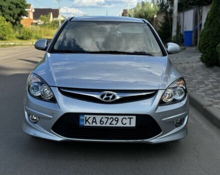 Серый Хендай i30, объемом двигателя 1.4 л и пробегом 79 тыс. км за 5990 $, фото 1 на Automoto.ua