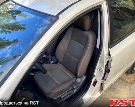 Серый Хендай i30, объемом двигателя 1.6 л и пробегом 209 тыс. км за 6999 $, фото 6 на Automoto.ua