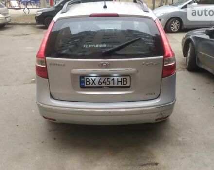 Сірий Хендай i30, об'ємом двигуна 1.6 л та пробігом 260 тис. км за 5300 $, фото 3 на Automoto.ua