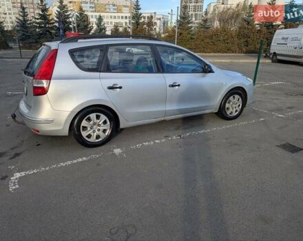 Сірий Хендай i30, об'ємом двигуна 1.59 л та пробігом 261 тис. км за 5699 $, фото 10 на Automoto.ua