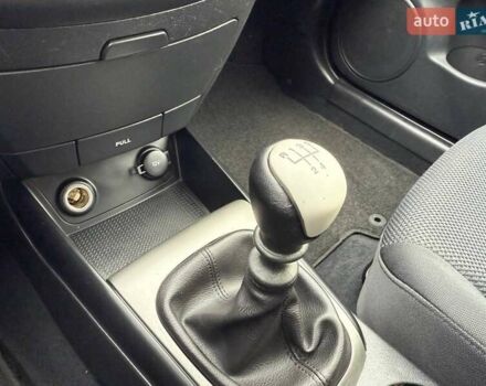 Сірий Хендай i30, об'ємом двигуна 1.6 л та пробігом 201 тис. км за 6800 $, фото 12 на Automoto.ua