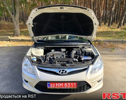 Серый Хендай i30, объемом двигателя 1.6 л и пробегом 209 тыс. км за 6999 $, фото 13 на Automoto.ua