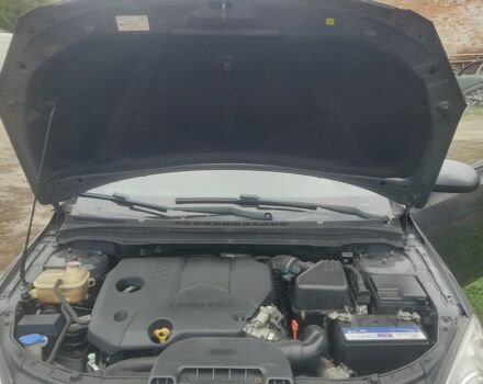 Серый Хендай i30, объемом двигателя 1.6 л и пробегом 267 тыс. км за 6800 $, фото 7 на Automoto.ua