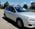 Сірий Хендай i30, об'ємом двигуна 1.6 л та пробігом 250 тис. км за 5880 $, фото 1 на Automoto.ua