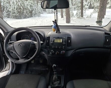 Сірий Хендай i30, об'ємом двигуна 1.6 л та пробігом 206 тис. км за 5800 $, фото 11 на Automoto.ua