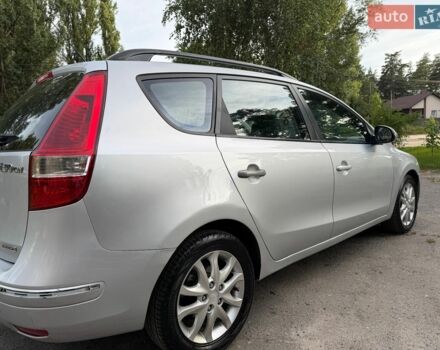 Серый Хендай i30, объемом двигателя 1.6 л и пробегом 197 тыс. км за 5600 $, фото 8 на Automoto.ua