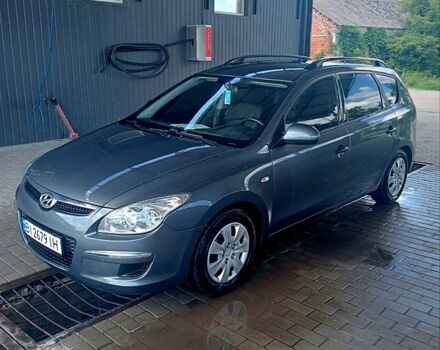 Серый Хендай i30, объемом двигателя 1.6 л и пробегом 204 тыс. км за 7000 $, фото 2 на Automoto.ua