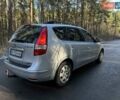 Серый Хендай i30, объемом двигателя 1.6 л и пробегом 200 тыс. км за 5400 $, фото 8 на Automoto.ua