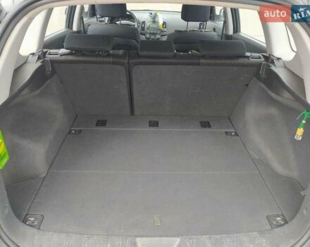 Серый Хендай i30, объемом двигателя 1.6 л и пробегом 248 тыс. км за 5350 $, фото 17 на Automoto.ua