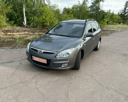 Сірий Хендай i30, об'ємом двигуна 1.6 л та пробігом 296 тис. км за 6900 $, фото 4 на Automoto.ua