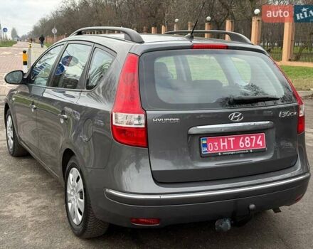 Сірий Хендай i30, об'ємом двигуна 1.6 л та пробігом 201 тис. км за 6800 $, фото 4 на Automoto.ua