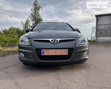 Сірий Хендай i30, об'ємом двигуна 1.6 л та пробігом 296 тис. км за 6900 $, фото 7 на Automoto.ua