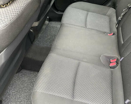 Серый Хендай i30, объемом двигателя 1.58 л и пробегом 189 тыс. км за 5600 $, фото 8 на Automoto.ua