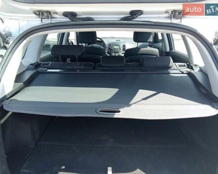 Серый Хендай i30, объемом двигателя 1.6 л и пробегом 211 тыс. км за 5800 $, фото 15 на Automoto.ua