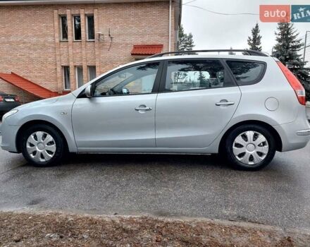 Серый Хендай i30, объемом двигателя 1.59 л и пробегом 250 тыс. км за 5400 $, фото 7 на Automoto.ua