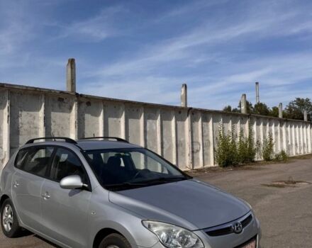 Серый Хендай i30, объемом двигателя 1.6 л и пробегом 190 тыс. км за 5850 $, фото 2 на Automoto.ua