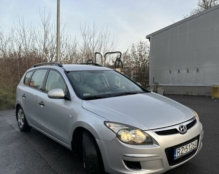 Серый Хендай i30, объемом двигателя 1.6 л и пробегом 284 тыс. км за 2000 $, фото 5 на Automoto.ua