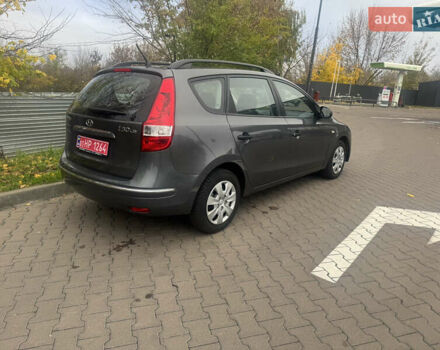 Хендай i30 2009 в Белой Церкве на Automoto.ua Серый Хендай i30, объемом двигателя 1.6 л и пробегом 212 тыс. км за 6800 $, фото 4 на Automoto.ua