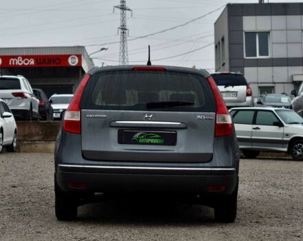 Сірий Хендай i30, об'ємом двигуна 1.4 л та пробігом 187 тис. км за 4999 $, фото 3 на Automoto.ua