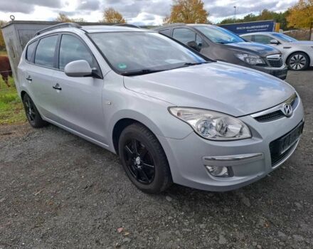 Серый Хендай i30, объемом двигателя 1.6 л и пробегом 220 тыс. км за 3736 $, фото 5 на Automoto.ua