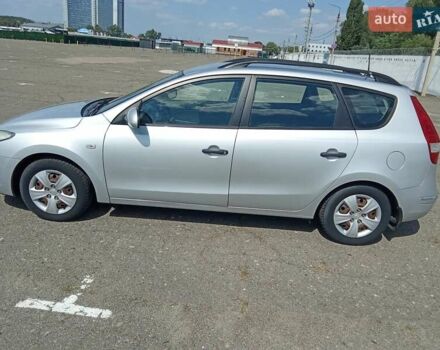 Серый Хендай i30, объемом двигателя 1.6 л и пробегом 211 тыс. км за 5800 $, фото 3 на Automoto.ua