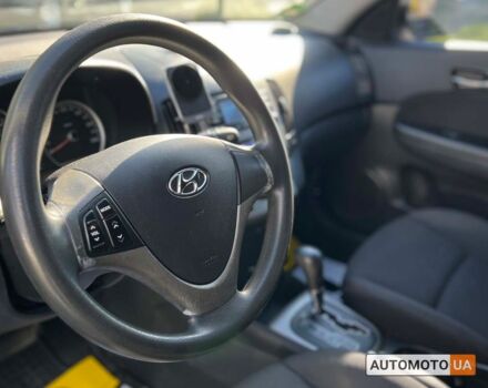 Серый Хендай i30, объемом двигателя 1.6 л и пробегом 305 тыс. км за 6800 $, фото 17 на Automoto.ua