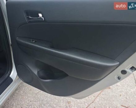 Серый Хендай i30, объемом двигателя 1.6 л и пробегом 190 тыс. км за 5697 $, фото 13 на Automoto.ua