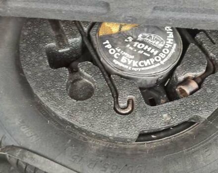 Серый Хендай i30, объемом двигателя 1.58 л и пробегом 230 тыс. км за 5700 $, фото 6 на Automoto.ua